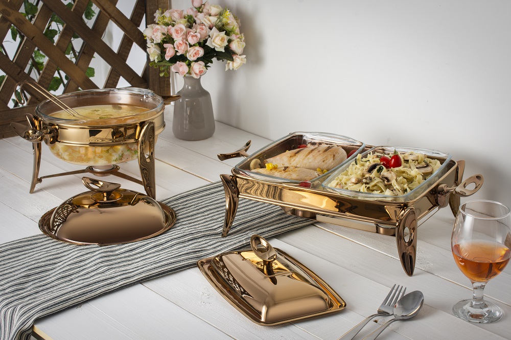 Ett fat - två serveringar, Dubbelt serveringsfat i rostfritt stål – perfekt för stilfull servering vid fest, buffé och middagar | MAT STEEL